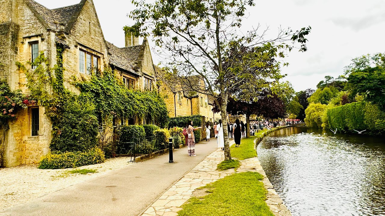 Cotswolds Walking Tour In Summer Bourton on the Water And Stow on the cotswolds-walking-tour-in-summer-bourton-on-the-water-and-stow-on-the