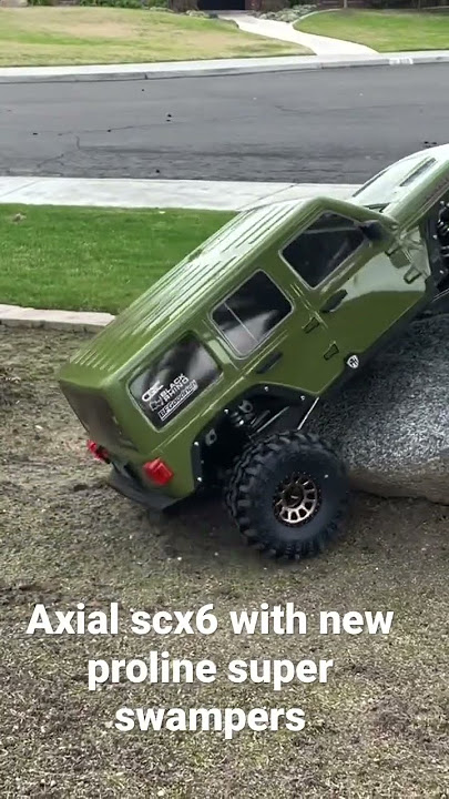 Axial scx6 rubicon! Huge RC crawler!