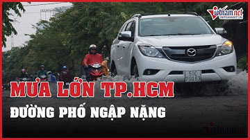 Chiều 3/4: Mưa lớn ở TP.HCM, đường phố ngập nặng | Báo VietNamNet