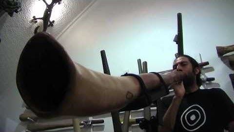 Didgeridoo Demonstration - Jesse Lethbridge Didge #554