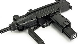 KWC CO2 Uzi Review & Shooting Test