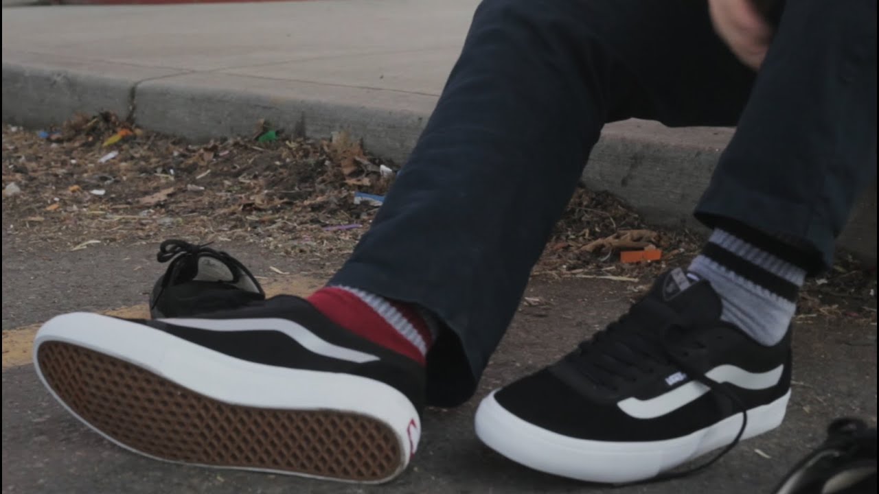 100 Kickflips In The Vans AV RapidWeld Shoes - YouTube