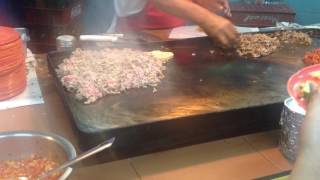 tacos de suadero con tortilla voladora