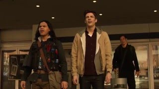 [4K] The Flash: Welcome to Earth-2, S02E13 Clip