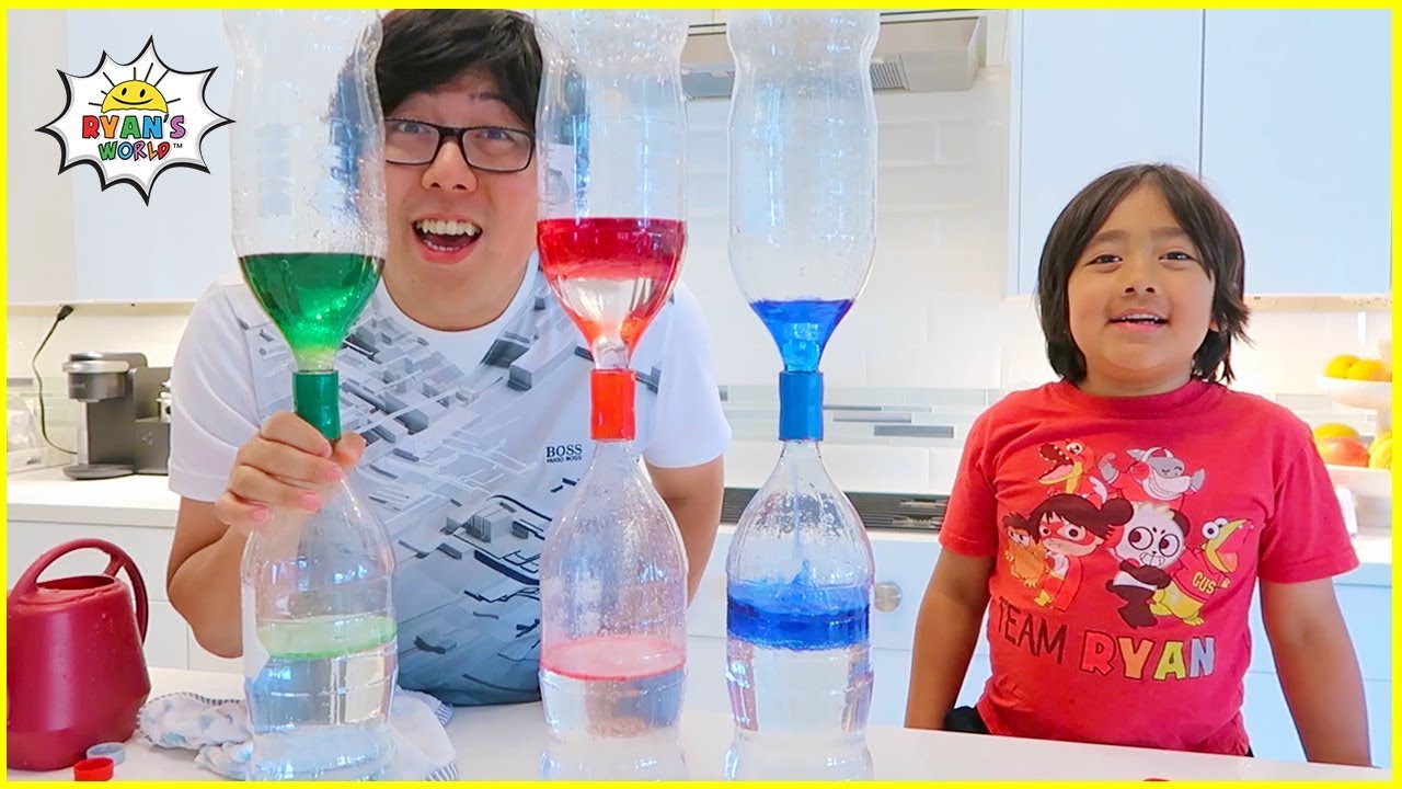 Learn To Make Easy Diy Tornado In A Bottle With Homemade Lava Lamp - ryan halloween trick or treating with combo panda in roblox let s