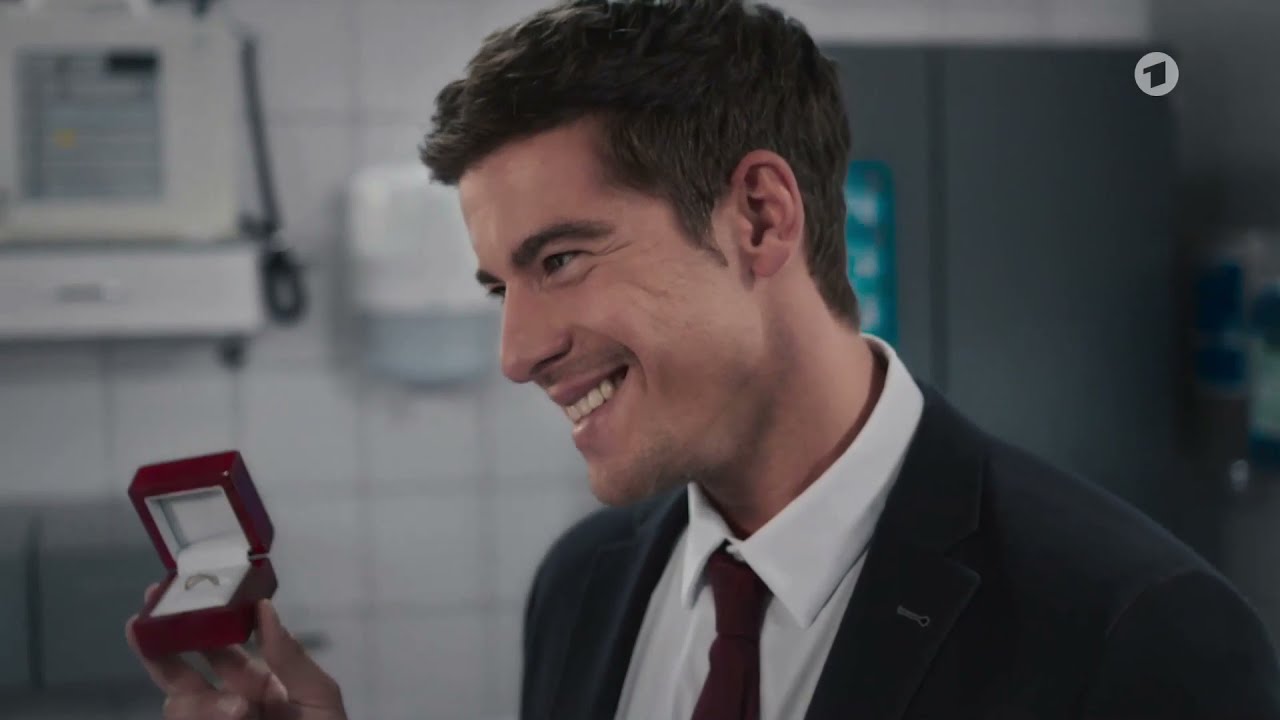 In aller Freundschaft - Die jungen Ärzte: "Klarheit" bei Ben und Leyla