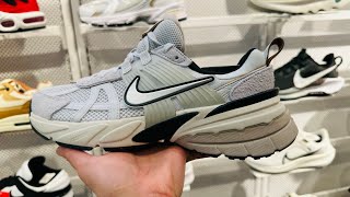 NIKE W V2K RUN PURE PLATINUM/CHROME-PLATINUM TINT 国内発送 V2K Run Pure Platinum Chrome (Women's) - YouTube