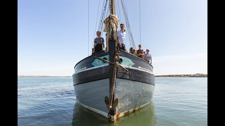 Introducing Heather & Ed, our Sailing Barge & Smac...