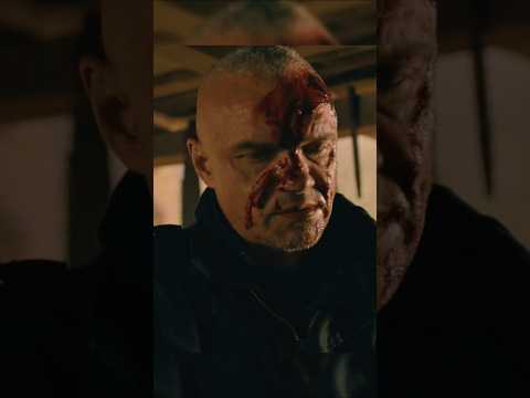 А ВТОРОМУ ГВОЗДИ ЗАСУНУЛИ ХРЕН ЗНАЕТ КУДА #Shorts#Кино#film#фильм#serial#сериал#
