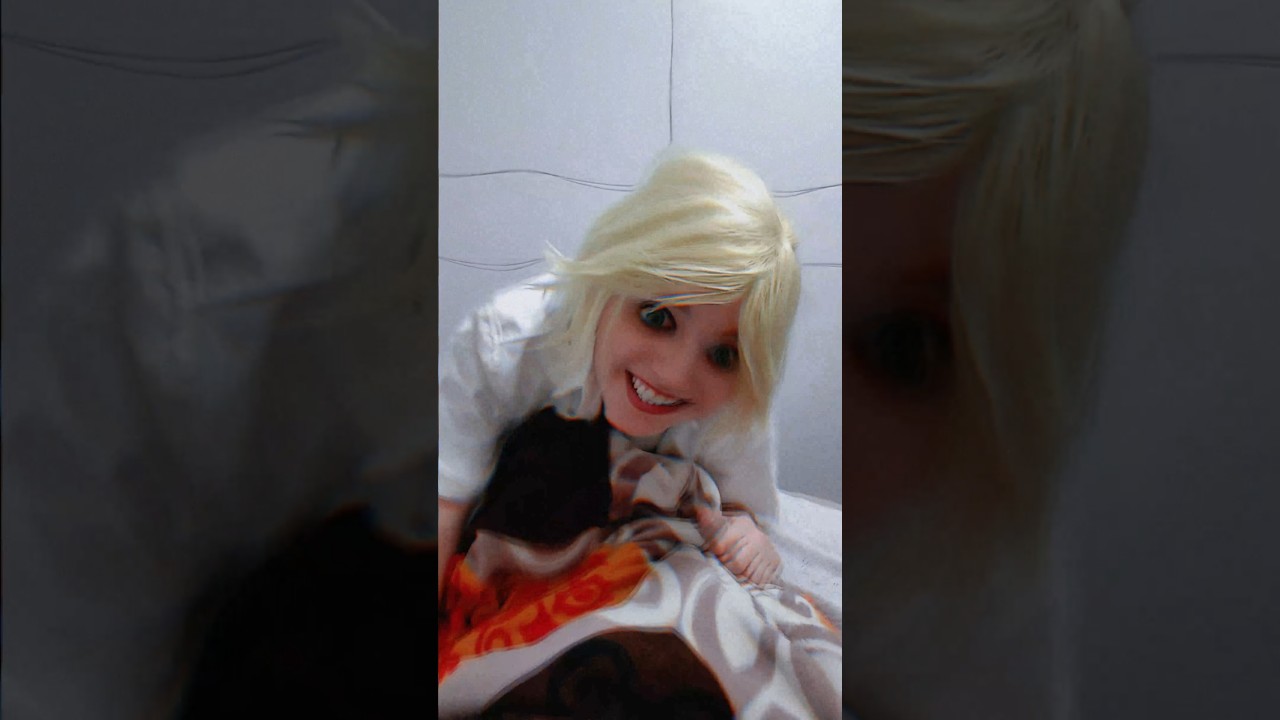 Creepy scene | Adrien & Marinette @nikkihatsunecosplay#miraculous #cosplay #shorts