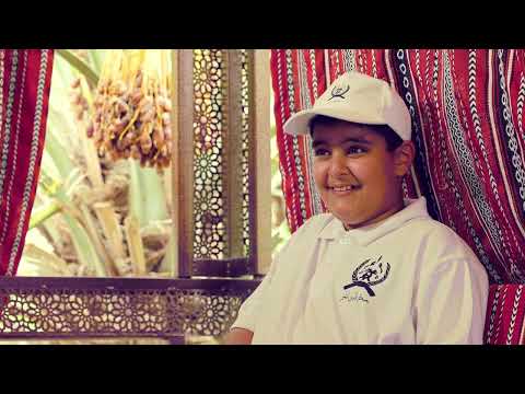 عمر بن الخطاب الهنائي احد المواهب العمانيه