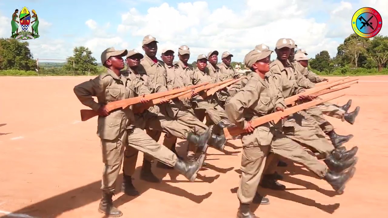 MKUU WA WILAYA YA HANDENI AFUNGA MAFUNZO YA JESHI LA AKIBA HANDENI