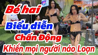 Bé hai biểu diễn xiếc chấn Động khiến mọi người náo loạn khiến mọi người ngồi gế không yên