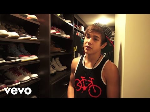 Austin Shows Off His Sneaker Collection (VEVO LIFT): Brou...