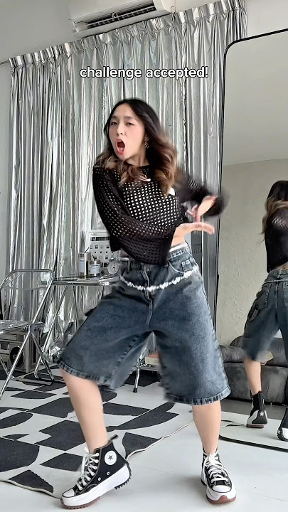 WHY MY REFLECTION IN THE MIRROR DANCE DIFFERENTLY? JHOPE SHOULD SEE THIS 👀 #jhope #bts #army #kpop