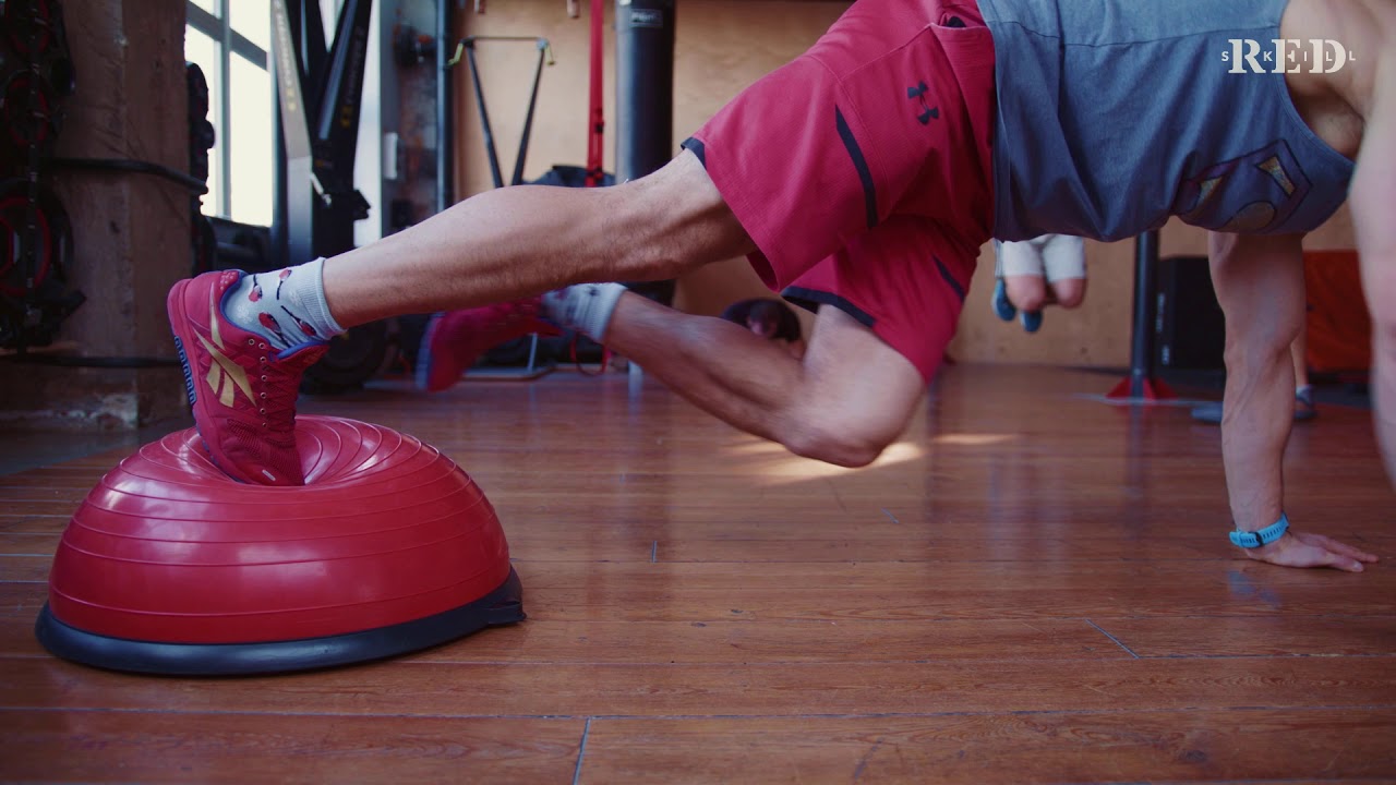 Функциональная тренировка с полусферой Босу RED Skill