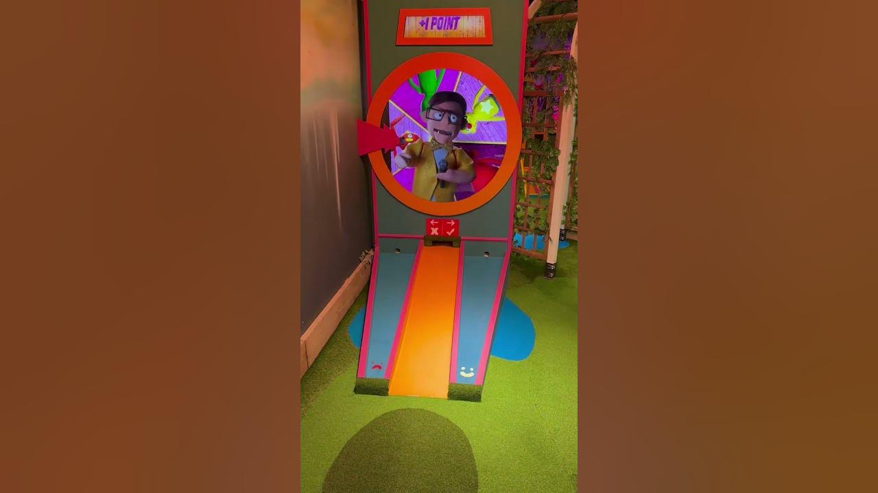 Awesome Interactive Mini Golf Hole Caddies Crawley YouTube