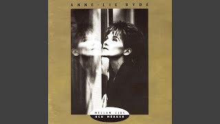 Video thumbnail of "Anne-Lie Rydé - Mellan månen och mitt fönster"