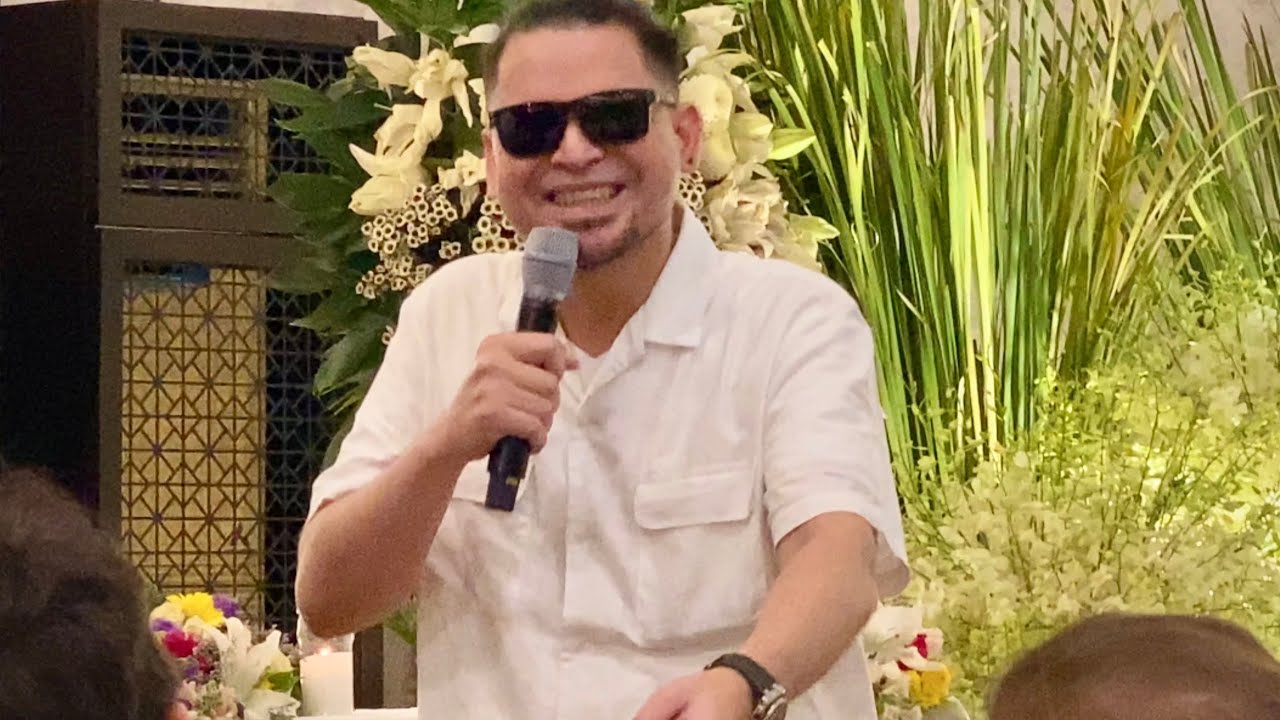 KIKO De Leon’s EULOGY: “Ang SAYA Nung Naging SHOW Namin sa STATES, Kasi KUMAKANTA Kaming LASING…”