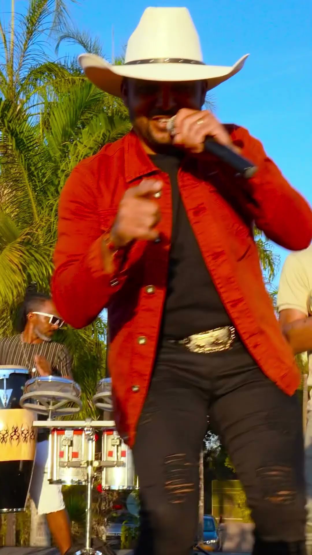 Estourado leãozinho do forró com a música forró do meu Goiás quem gostar deixa Like #boanoiteee