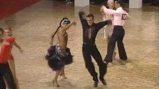 Slavik Kryklyvyy and Karina Smirnoff paso doble