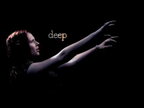 "Rolling in the Deep" in American Sign Language (Amber Zion)