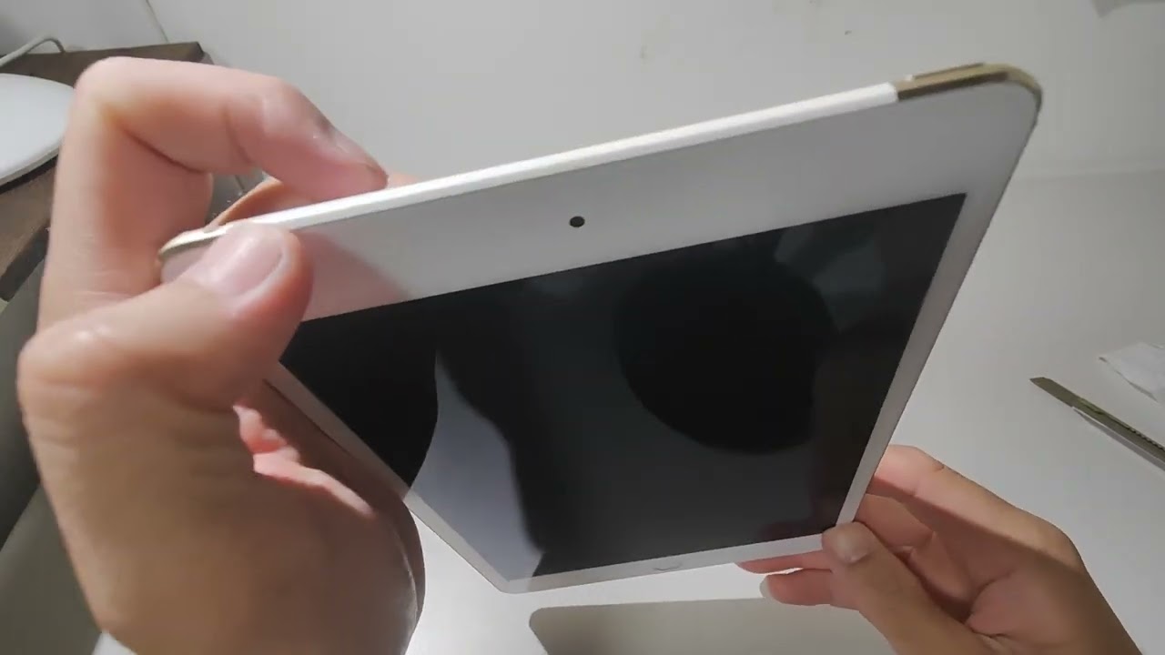 Ipad mini 4 cũ. Mua tại Nhật Bản