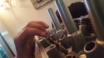 Valve stem seals k20 head