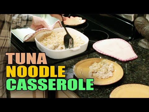TUNA NOODLE CASSEROLE - EASY DINNER RECIPE