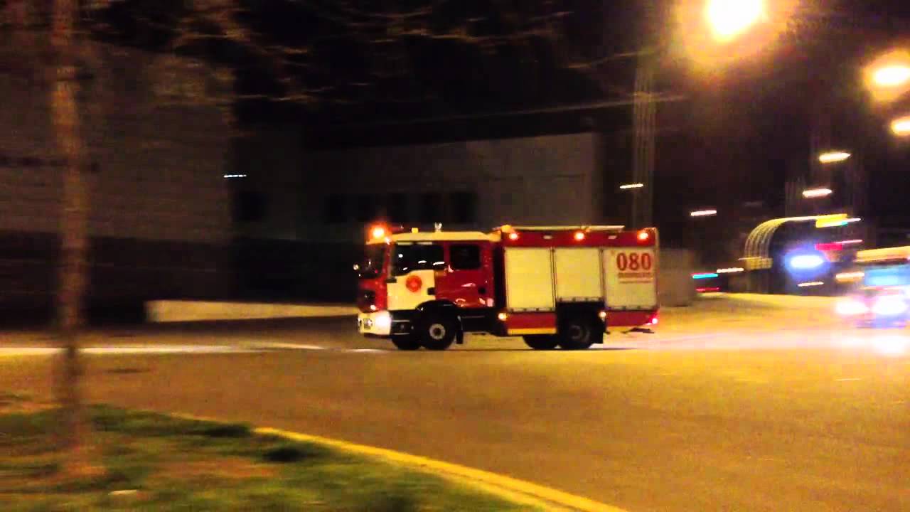 Fire truck siren Video - YouTube Fire Truck Siren
