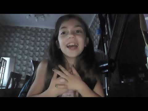 ნია იპრანჭება