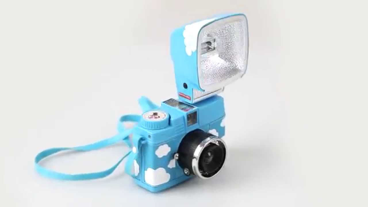 Diana & Flash Love is in the Air トイカメラ Introducing the Diana F+ Mini Love Is In The Air - YouTube