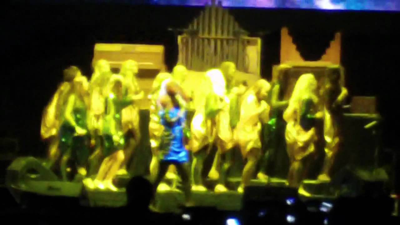 Björk Cumbre Tajín 2012 (5) camera iphone 8 plus apk