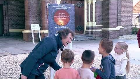 Onthulling Wereld Vredesvlam Joure