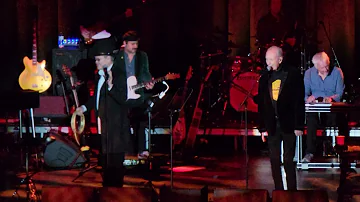 THE MONKEES...LAST  TRAIN TO CLARKSVILLE...LIVE @THE PARAMOUNT,NY....10/28/21...4K