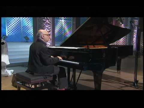 中川晃教インタビュー後半と、コンサートのリハーサルより「相対性理論