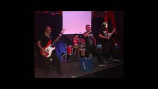 Brasero - Máquinas de obediencia