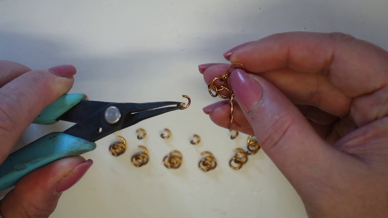Captured Bead Or Chainmaille Link MASTERCLASS - Laura Binding - YouTube