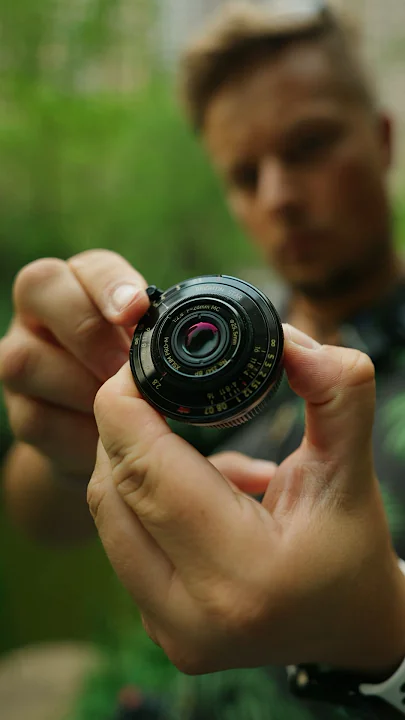 This tiny ‘body-cap’ lens makes the LUMIX S9 so tiny! Brightin Star 28mm f2.8 #lumixs9 #pancake