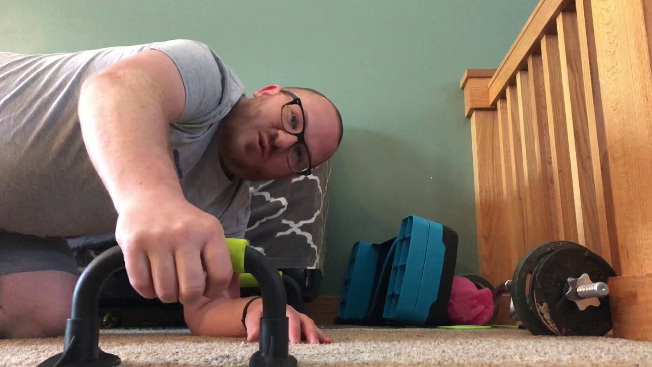 How I did day 2 of 25 of push up challenge! - YouTube