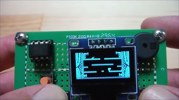 ATtiny85 Game console. Playing"Tiny Pipe".