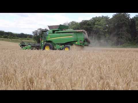 JOHN DEERE T