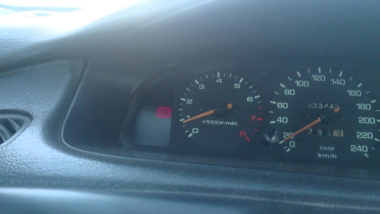 Низкий заряд аккумулятора Mazda 626 ge - YouTube