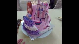 Beautiful Princess Sofia cake decoration 🤗😍😘#shorts #youtubeshorts#puja kitchen