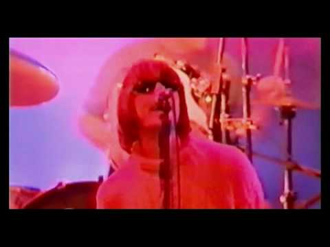 Oasis - Columbia - Live at Knebworth (Part 1)