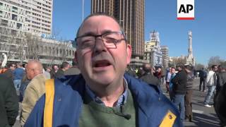 Taxi drivers in Spain strike against Uber, Cabify screenshot 5