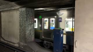 Osaka Metro中央線30000系52編成コスモスクエア行き入線シーン