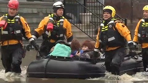Heavy rain causes severe flooding in Midwest
