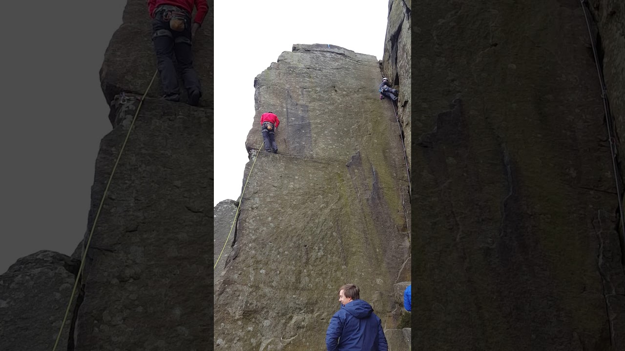 Browns Eliminate, E2 5b at Froggatt Edge