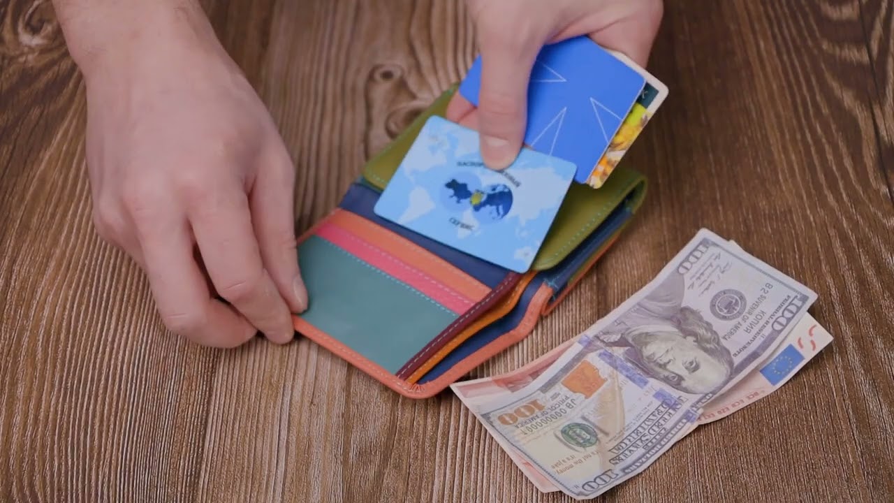 Стильний жіночий шкіряний гаманець ST Leather 22494 Різнокольоровий